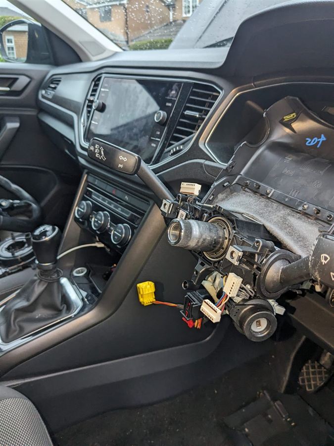 Volkswagen T-Roc steering column stripped down with the ignition barrel removed